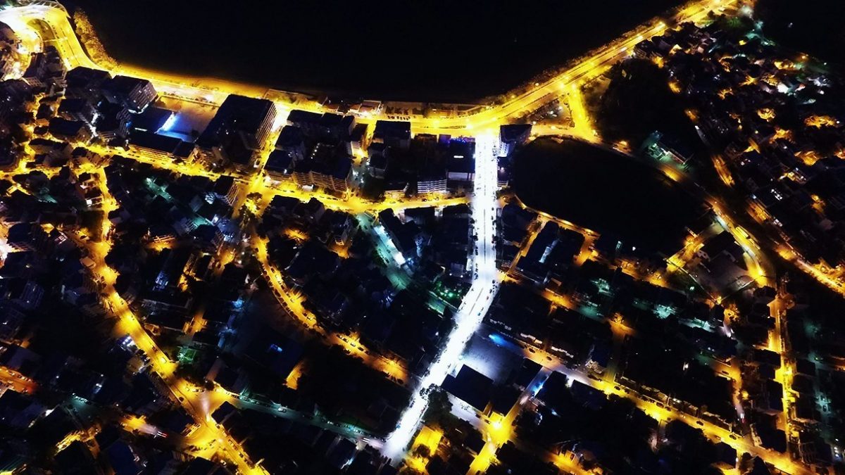 Υπάρχει μια μεγάλη ευκαιρία για την αντικατάσταση του φωτισμού στον Δήμο Καβάλας. Θα την αφήσουμε να χαθεί;
